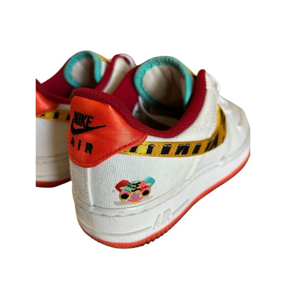 Nike Air Force 1 Low LX Year Of The Tiger White Gold Red DR0148-171 Womens 6.5 - Picture 11 of 13